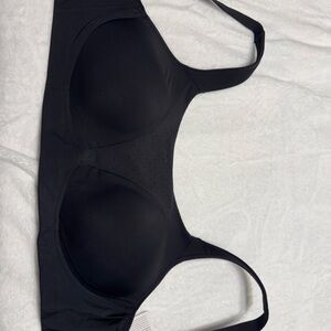 Lululemon Athletica Black Seamless Sports Bra Run Times 34DDD NWT